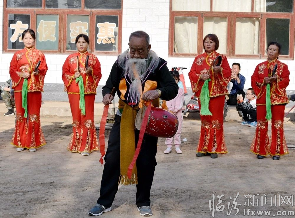 襄汾縣舉辦“美麗鄉(xiāng)村·幸福南賈”徒步節(jié)