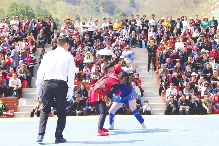 龍拳風爭霸在襄汾龍澍峪景區開賽