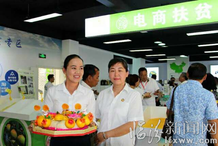 柬埔寨外賓來隰縣,巧手媳婦做的花饃受稱贊!