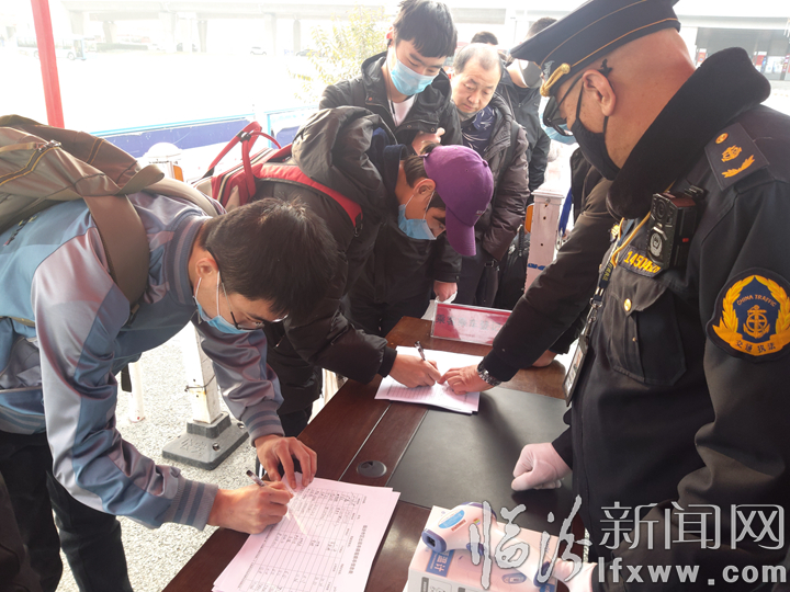 臨汾出租車:全面檢查 嚴(yán)密防控