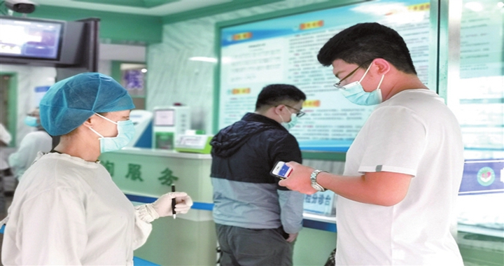 臨汾市第三人民醫院：“二碼”聯查 保障大家安全