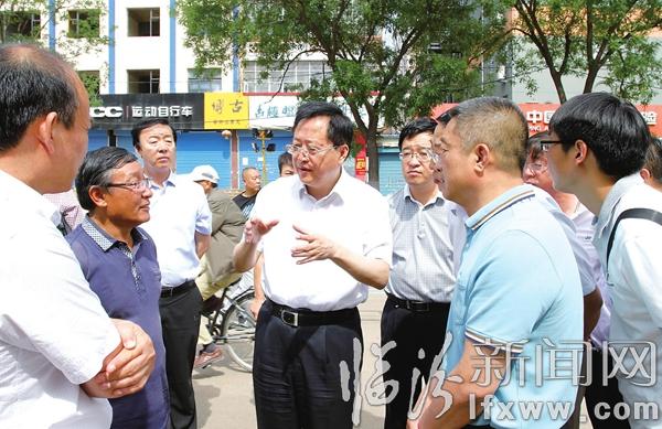 劉予強調(diào)研鼓樓南北街拓寬改造工程