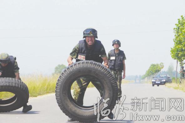 臨汾武警魔鬼訓(xùn)練堪比大片