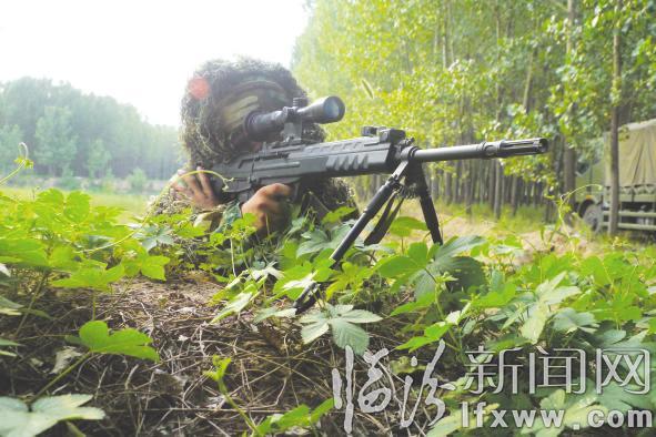 臨汾武警魔鬼訓(xùn)練堪比大片