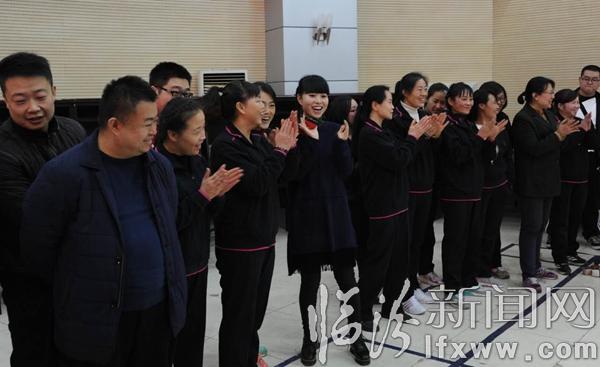 臨汾日報社舉行記者節趣味運動會