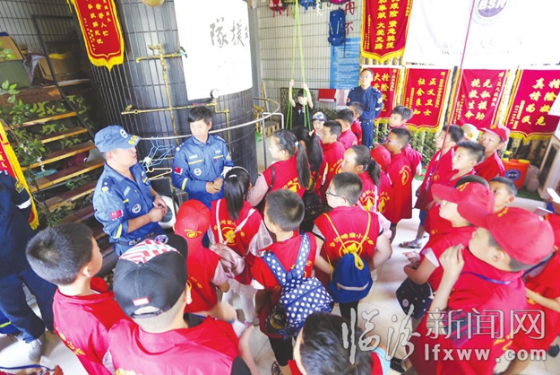 臨汾小記者: 向默默無聞的英雄,致敬!