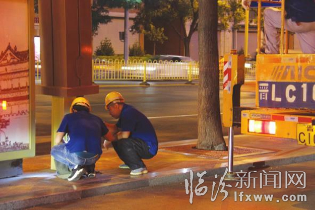 “電”亮城市 臨汾鼓樓環(huán)島美如畫(huà)